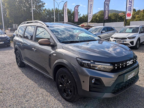 DACIA Jogger 1.8 hybrid 155ch Extreme 7 places -25 - Vue 3