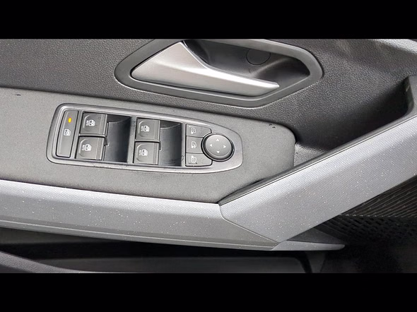 DACIA Duster 1.8 hybrid 155ch Journey - Miniature 11