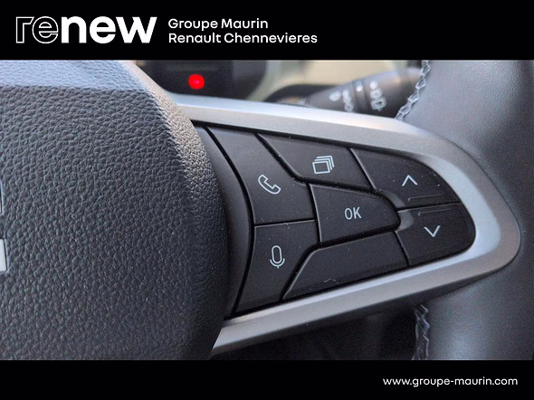 DACIA Duster 1.2 hybrid-G 150ch Extreme 4x4 - Miniature 22
