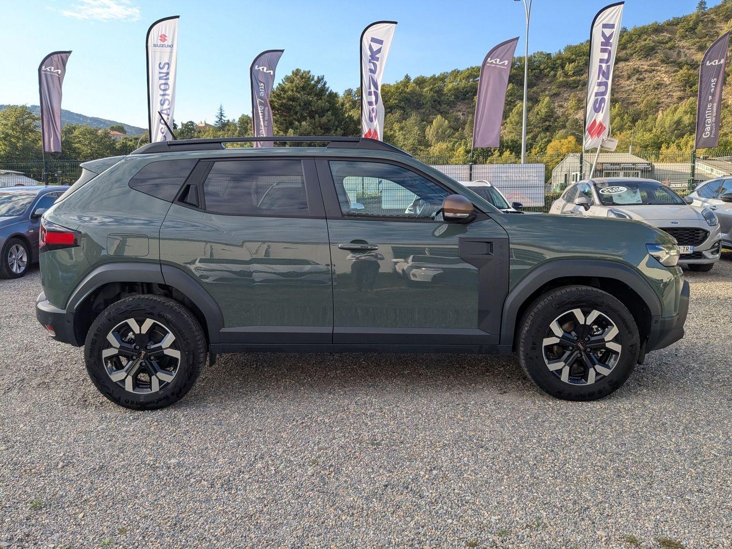 DACIA Duster 1.6 hybrid 140ch Extreme - Photo 4