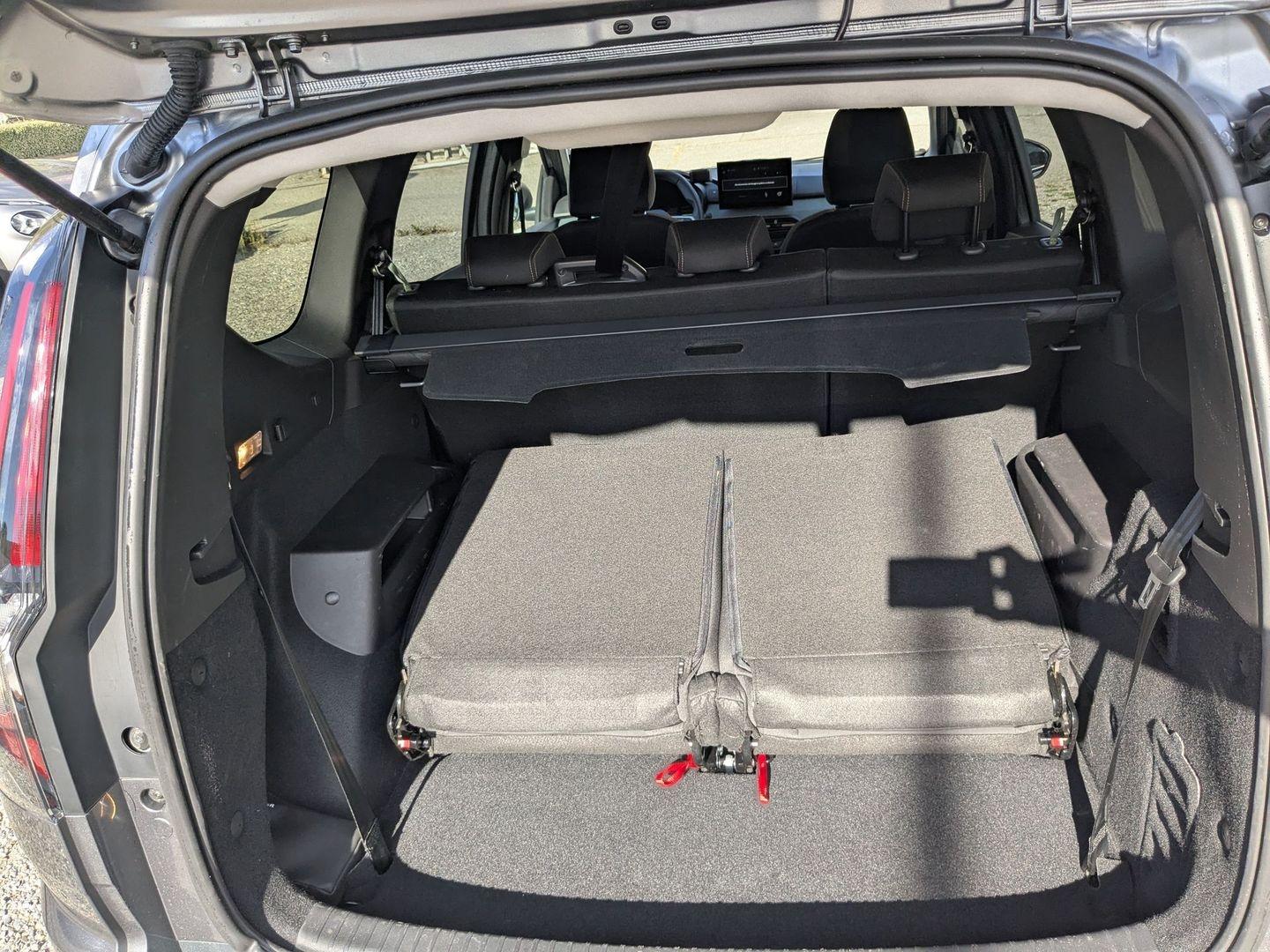 DACIA Jogger 1.8 hybrid 155ch Extreme 7 places -25 - Photo 17