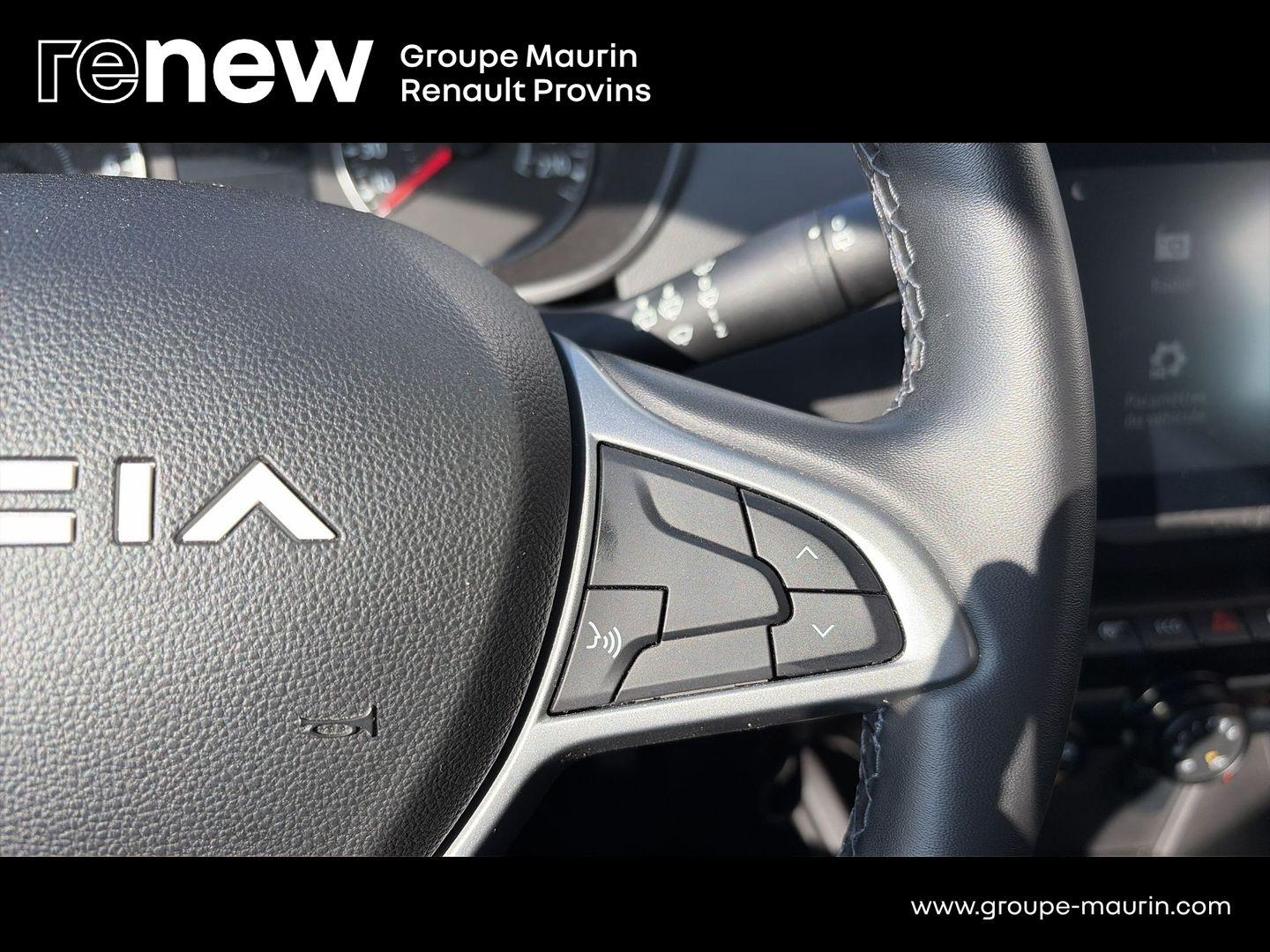 DACIA Duster 1.0 ECO-G 100ch  Journey + 4x2 - Photo 21