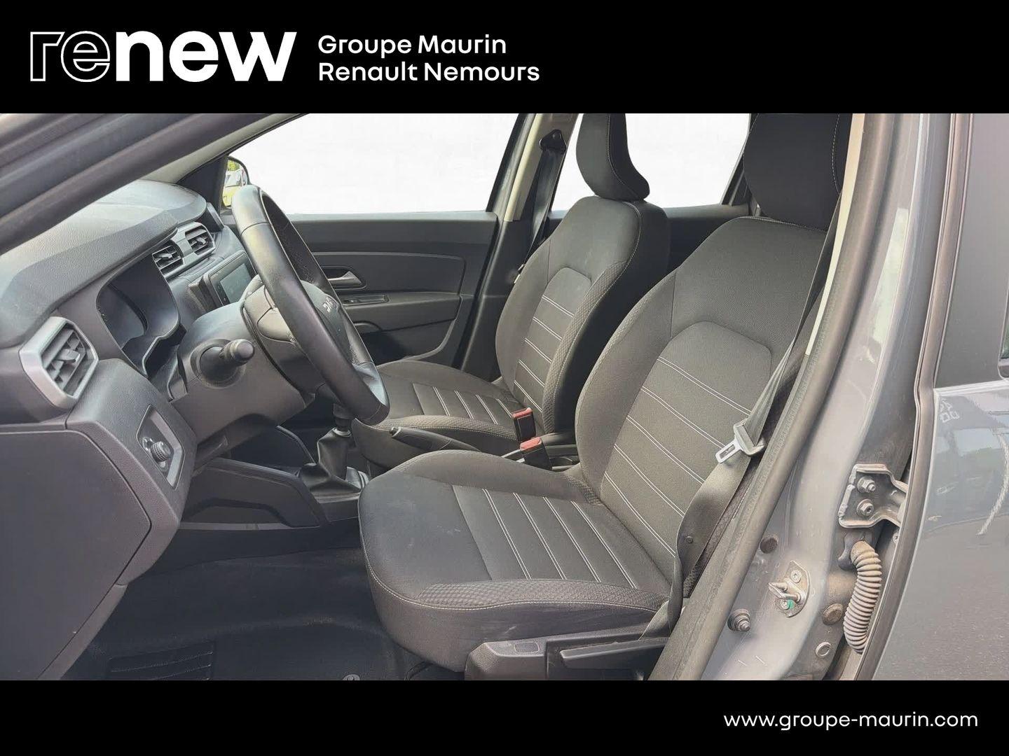 DACIA Duster 1.3 TCe 130ch FAP Expression 4x2 - Photo 15