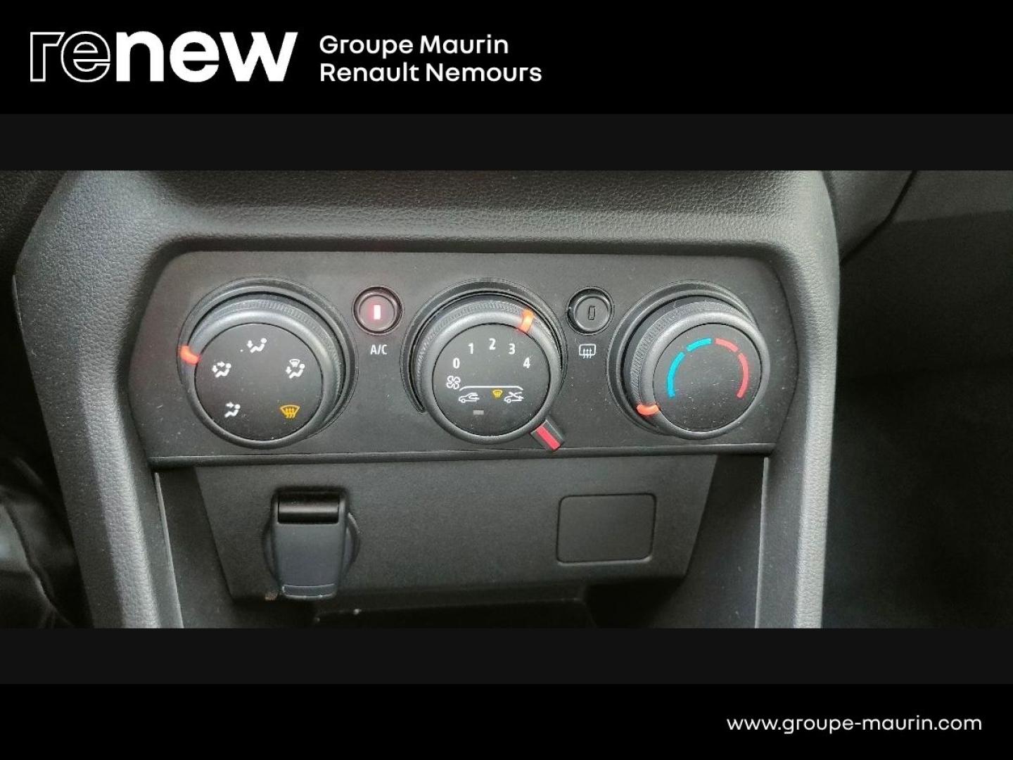DACIA Jogger 1.0 TCe 110ch Expression 7 places -24 - Photo 27