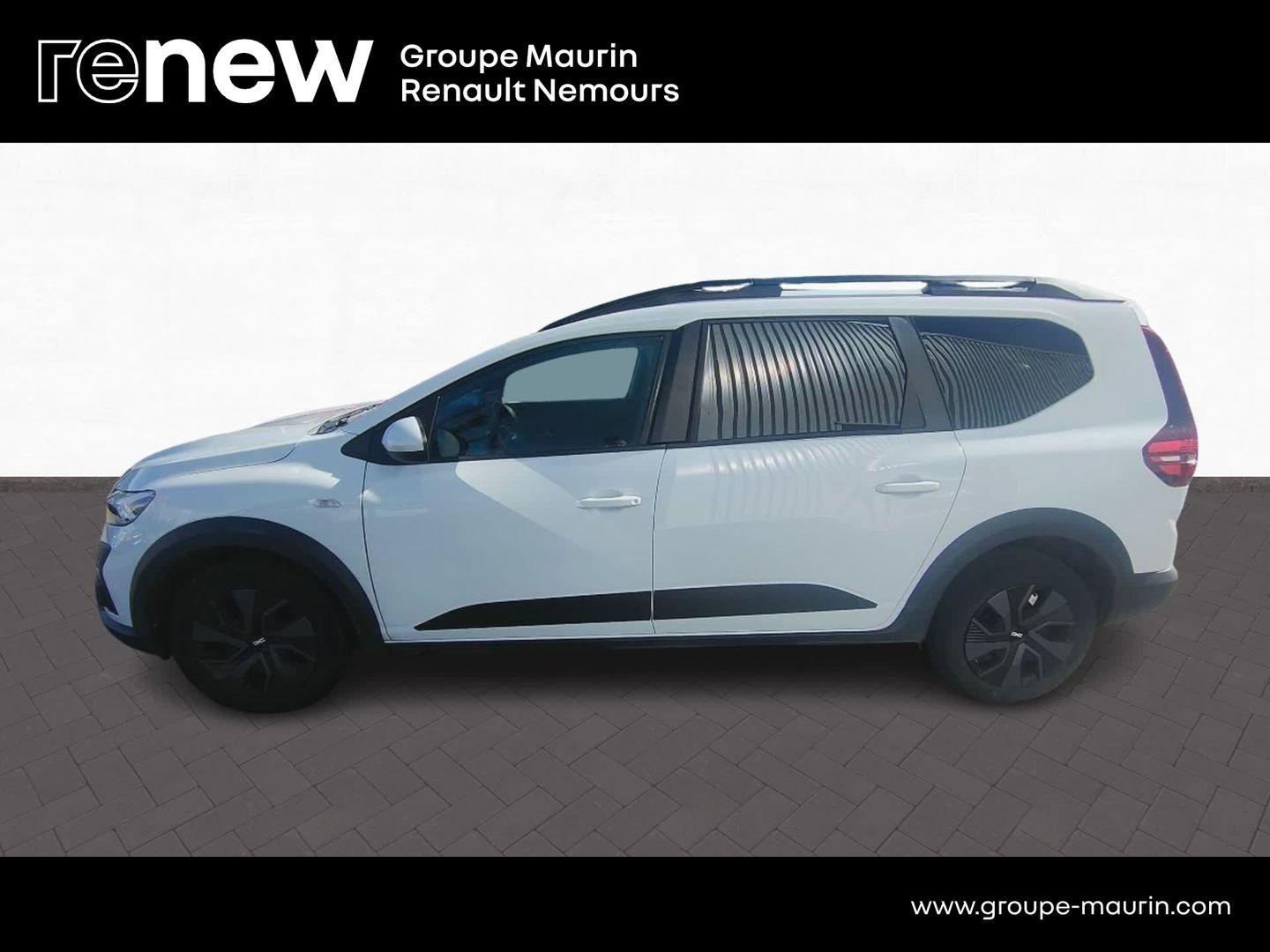 DACIA Jogger 1.0 TCe 110ch Expression 7 places -24 - Photo 2