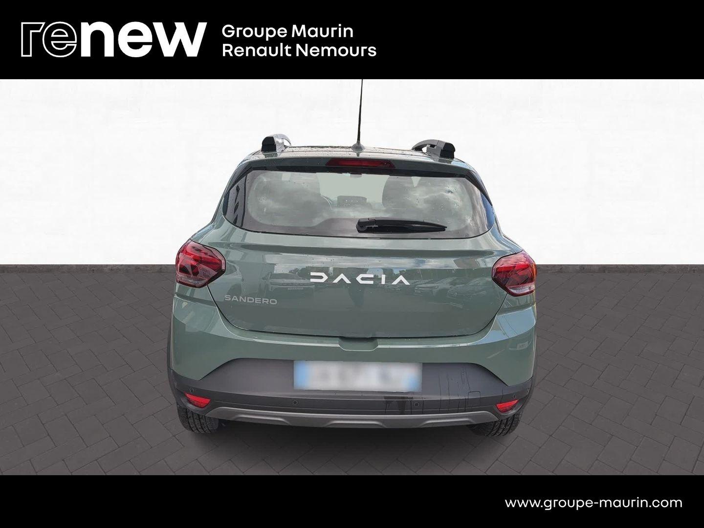 DACIA Sandero 1.0 TCe 110ch Stepway Expression + - Photo 6