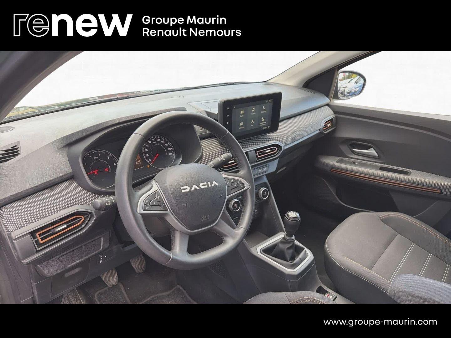 DACIA Sandero 1.0 TCe 110ch Stepway Expression + - Photo 28