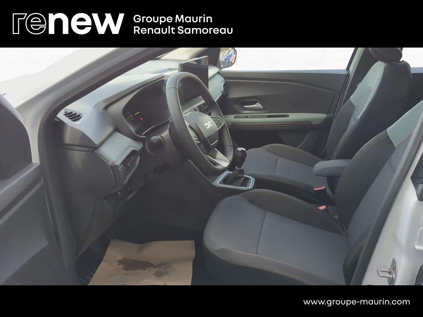 DACIA Sandero 1.0 TCe 110ch Stepway Extreme -25 - Photo 17