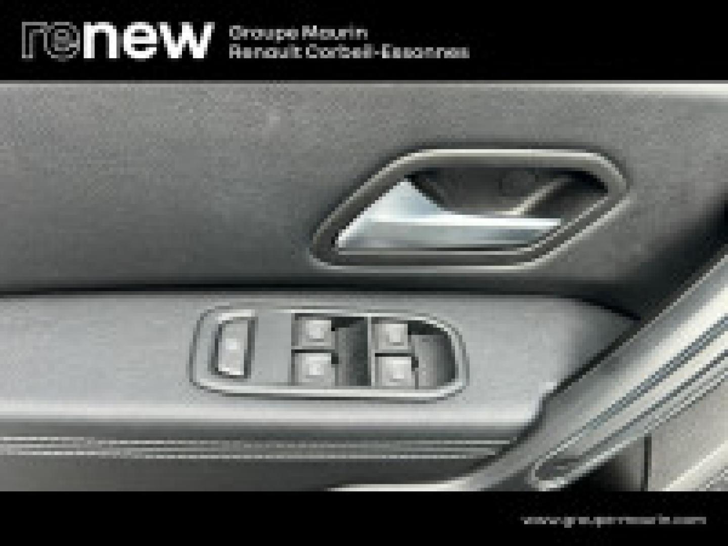DACIA Duster 1.5 dCi 110ch Prestige 4X2 - Photo 14