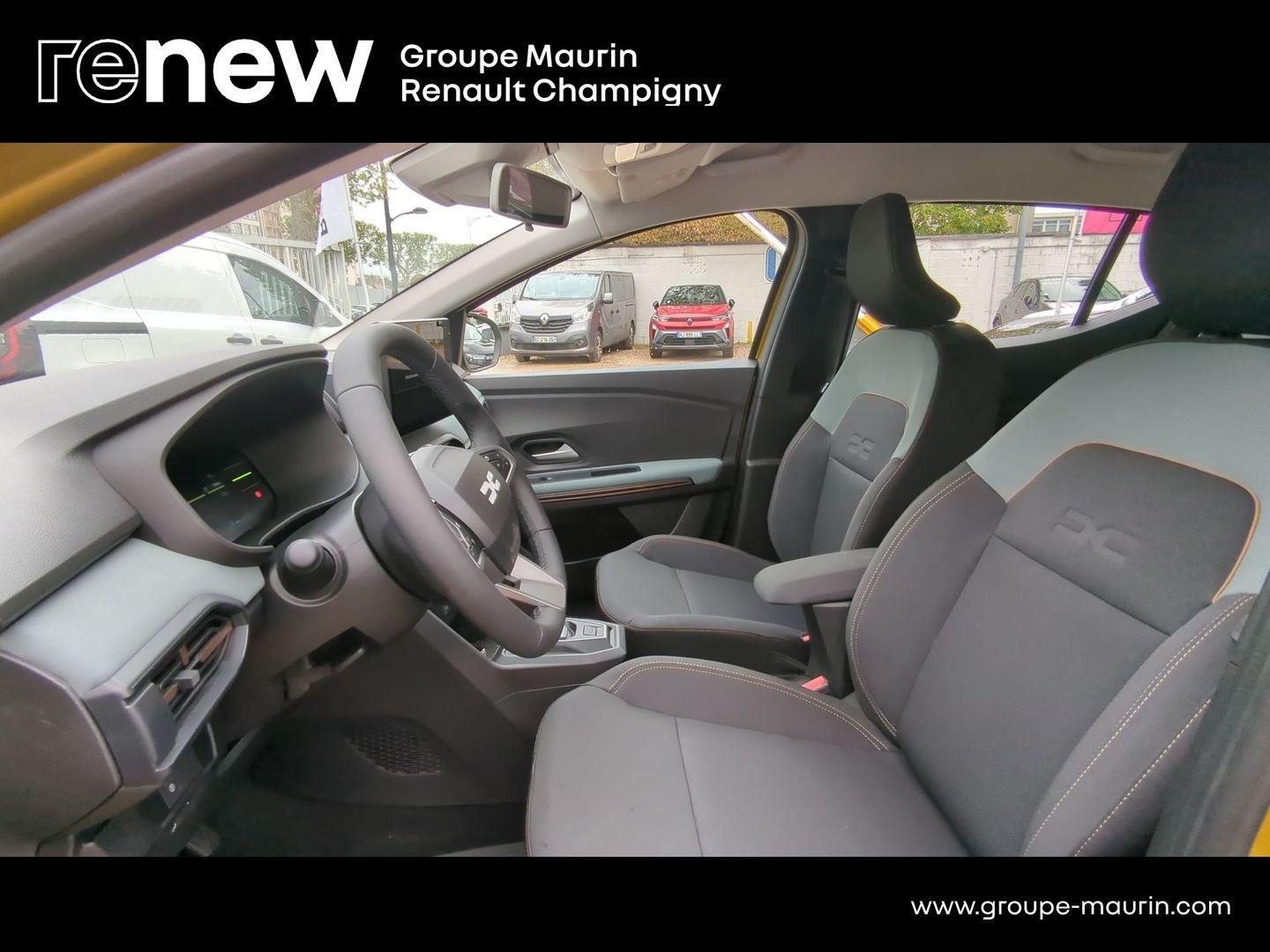 DACIA Sandero 1.8 hybrid 155ch Stepway Extreme -25 - Photo 10