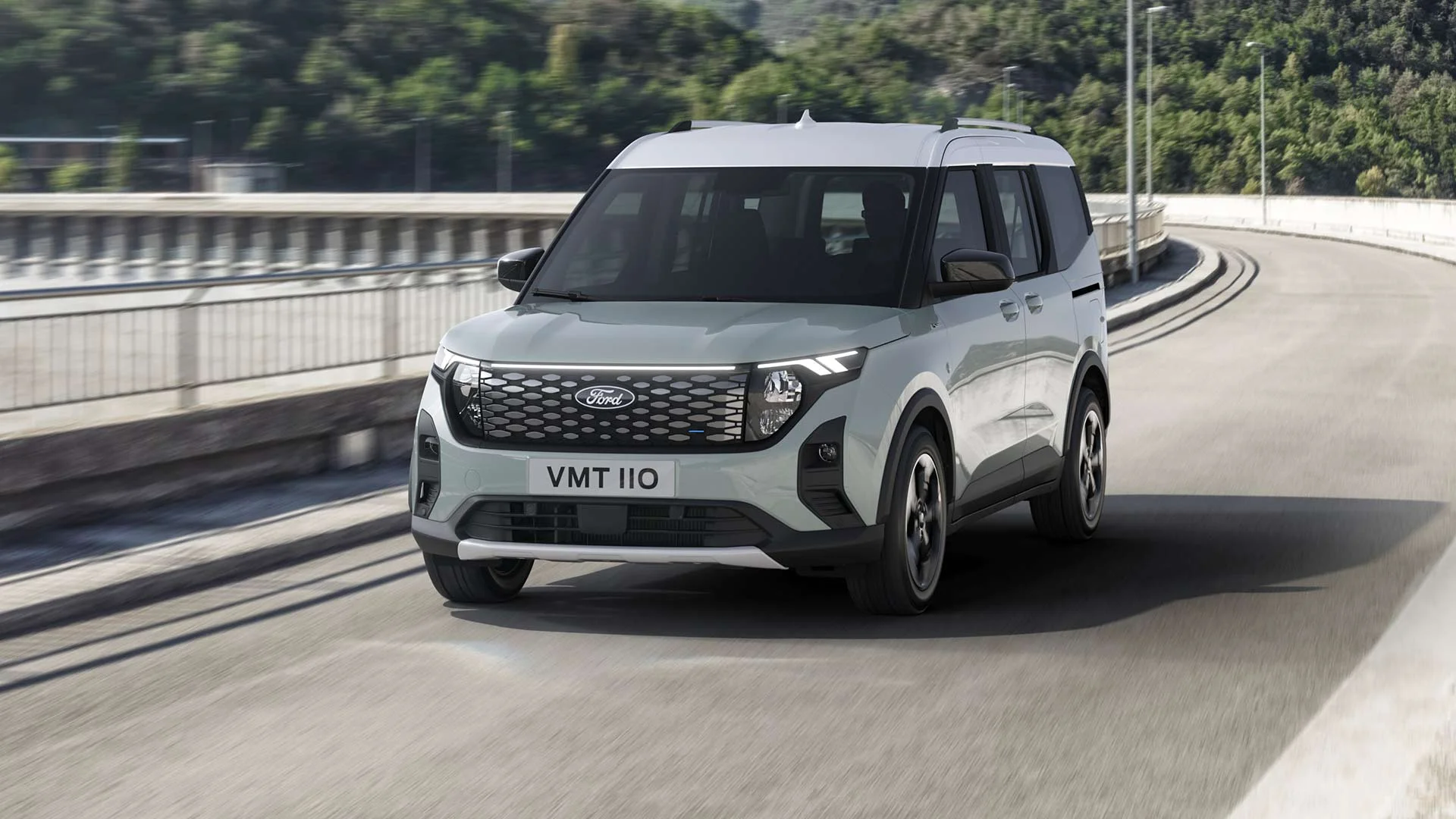 Nouveau E-Tourneo Courier