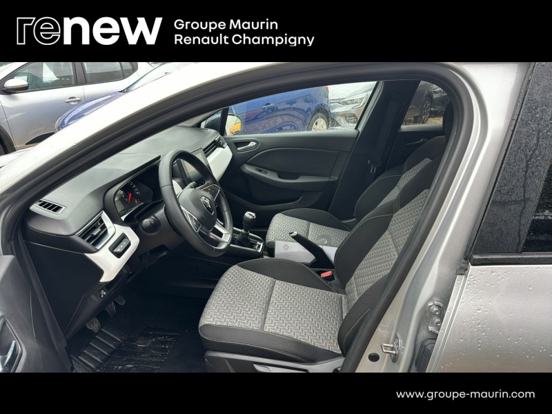 RENAULT Clio d’occasion à vendre à CHAMPIGNY-SUR-MARNE chez ADP - GIRARDIN (Photo 10)