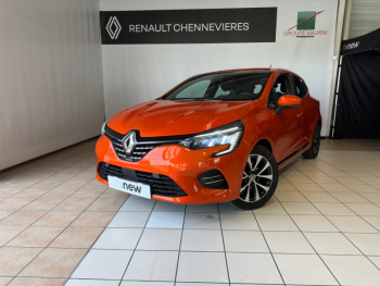 RENAULT Clio d’occasion à vendre à CHAMPIGNY-SUR-MARNE chez ADP - GIRARDIN (Photo 1)