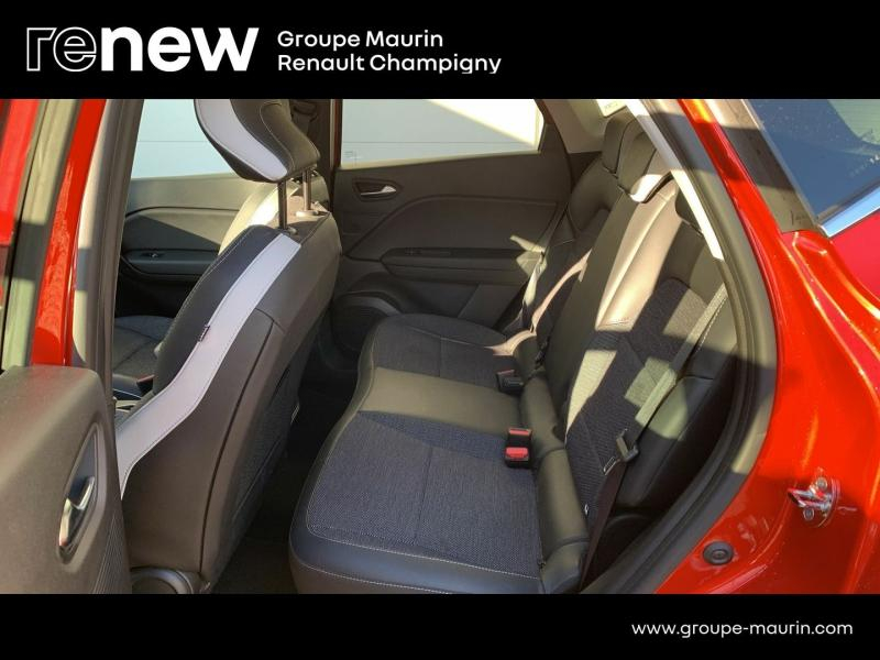 RENAULT Captur d’occasion à vendre à CHAMPIGNY-SUR-MARNE chez ADP - GIRARDIN (Photo 11)