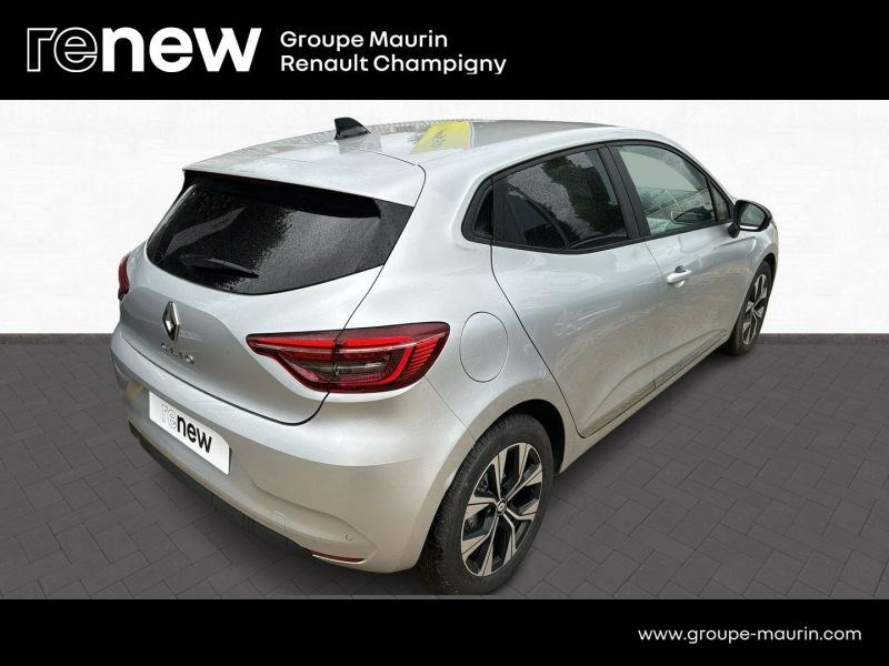 RENAULT Clio d’occasion à vendre à CHAMPIGNY-SUR-MARNE chez ADP - GIRARDIN (Photo 6)