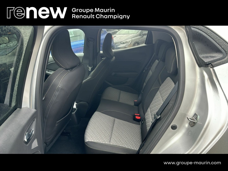 RENAULT Clio d’occasion à vendre à CHAMPIGNY-SUR-MARNE chez ADP - GIRARDIN (Photo 11)