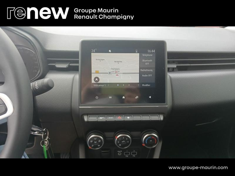 RENAULT Clio d’occasion à vendre à CHAMPIGNY-SUR-MARNE chez ADP - GIRARDIN (Photo 12)