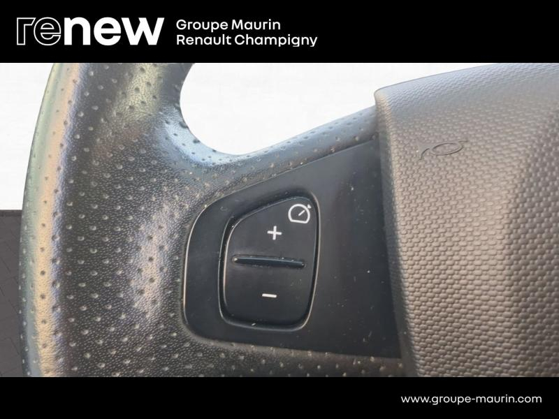 RENAULT Zoe d’occasion à vendre à CHAMPIGNY-SUR-MARNE chez ADP - GIRARDIN (Photo 20)