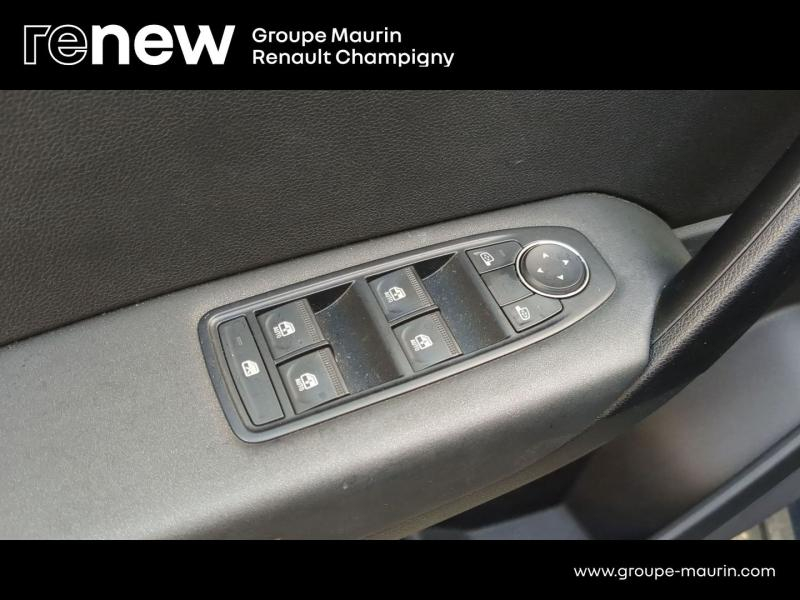 RENAULT Captur d’occasion à vendre à CHAMPIGNY-SUR-MARNE chez ADP - GIRARDIN (Photo 19)