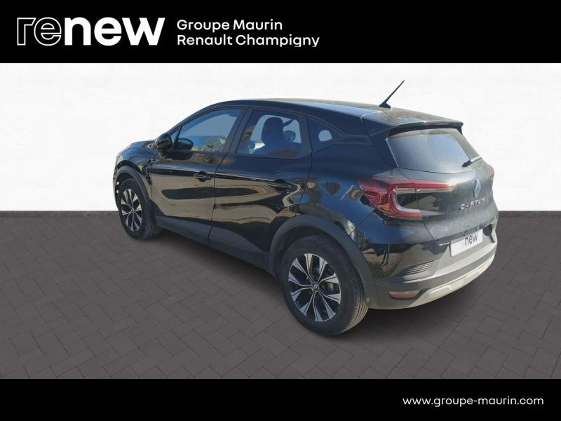 RENAULT Captur d’occasion à vendre à CHAMPIGNY-SUR-MARNE chez ADP - GIRARDIN (Photo 7)