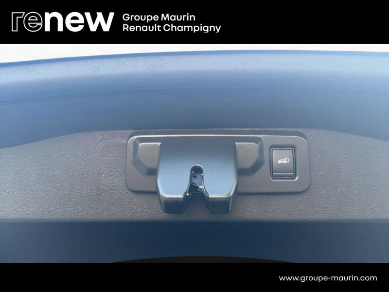 agency.seo.links.detann.title RENAULT Austral d’occasion à vendre à CHAMPIGNY-SUR-MARNE chez ADP - GIRARDIN (Photo 11)