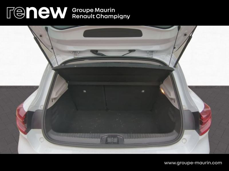 RENAULT Clio d’occasion à vendre à CHAMPIGNY-SUR-MARNE chez ADP - GIRARDIN (Photo 9)