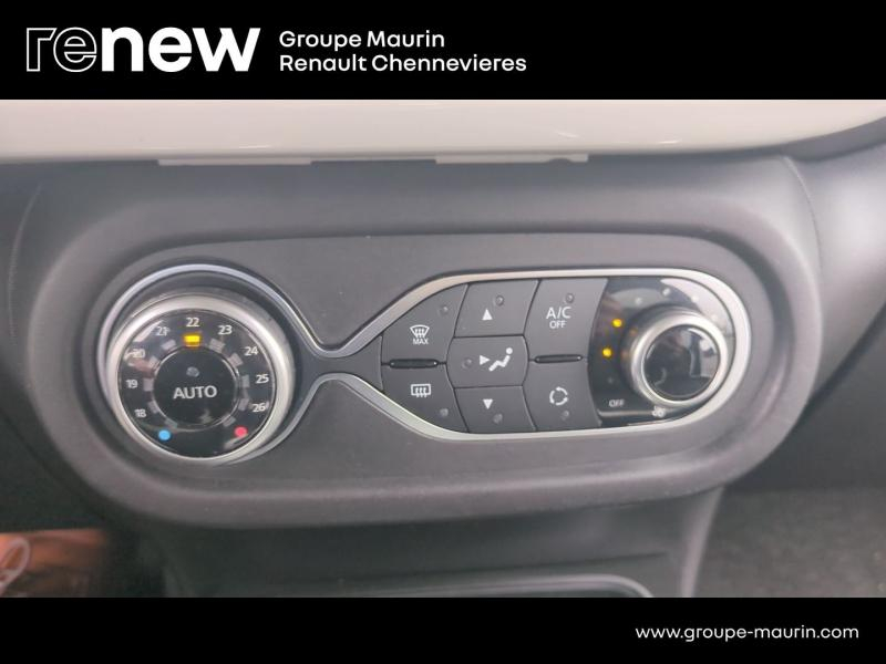 agency.seo.links.detann.title RENAULT Twingo d’occasion à vendre à CHAMPIGNY-SUR-MARNE chez ADP - GIRARDIN (Photo 15)