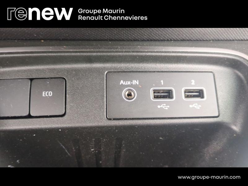 agency.seo.links.detann.title RENAULT Twingo d’occasion à vendre à CHAMPIGNY-SUR-MARNE chez ADP - GIRARDIN (Photo 16)