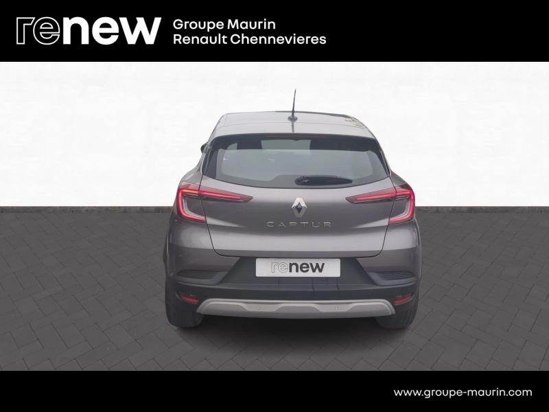 RENAULT Captur d’occasion à vendre à CHAMPIGNY-SUR-MARNE chez ADP - GIRARDIN (Photo 8)