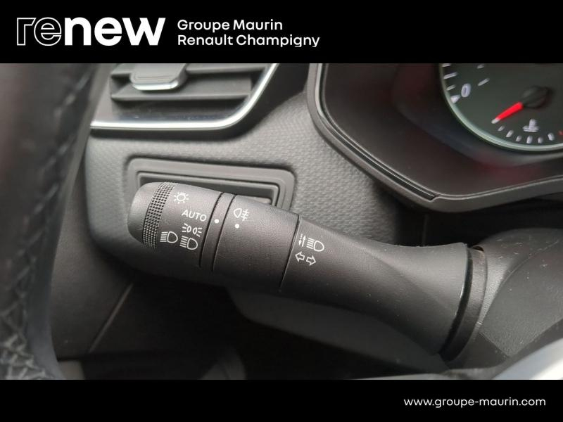 RENAULT Clio d’occasion à vendre à CHAMPIGNY-SUR-MARNE chez ADP - GIRARDIN (Photo 20)