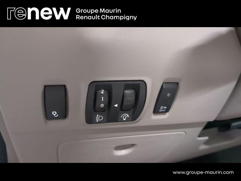 RENAULT Zoe d’occasion à vendre à CHAMPIGNY-SUR-MARNE chez ADP - GIRARDIN (Photo 17)