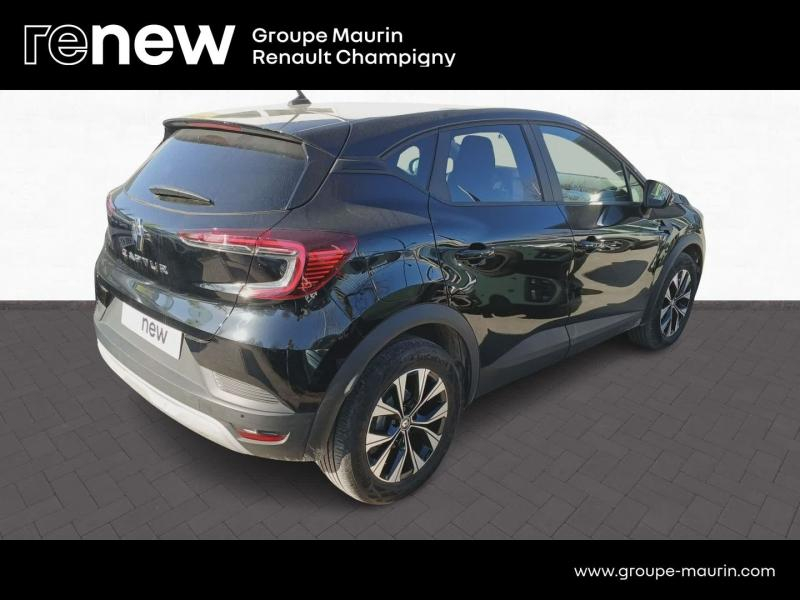 RENAULT Captur d’occasion à vendre à CHAMPIGNY-SUR-MARNE chez ADP - GIRARDIN (Photo 6)