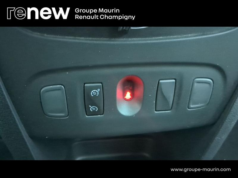 DACIA Sandero d’occasion à vendre à CHAMPIGNY-SUR-MARNE chez ADP - GIRARDIN (Photo 17)