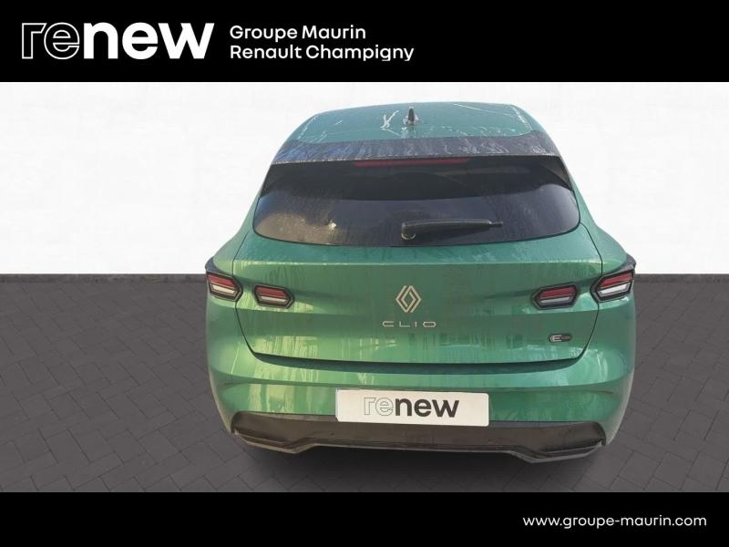 RENAULT Clio d’occasion à vendre à CHAMPIGNY-SUR-MARNE chez ADP - GIRARDIN (Photo 17)