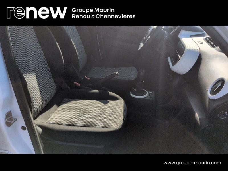 RENAULT Twingo d’occasion à vendre à CHAMPIGNY-SUR-MARNE chez ADP - GIRARDIN (Photo 13)