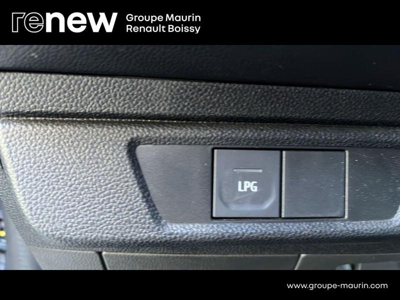 DACIA Sandero d’occasion à vendre à CHAMPIGNY-SUR-MARNE chez ADP - GIRARDIN (Photo 13)