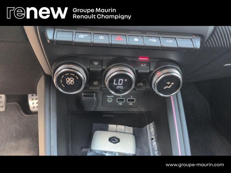 RENAULT Clio d’occasion à vendre à CHAMPIGNY-SUR-MARNE chez ADP - GIRARDIN (Photo 19)