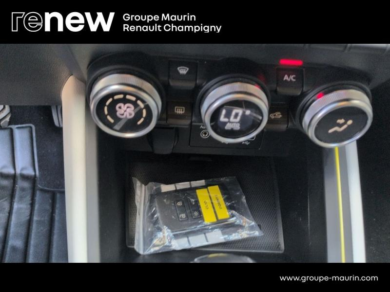 RENAULT Clio d’occasion à vendre à CHAMPIGNY-SUR-MARNE chez ADP - GIRARDIN (Photo 18)
