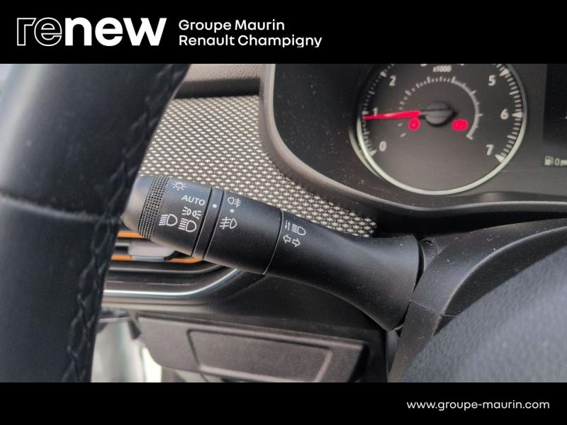 DACIA Sandero d’occasion à vendre à CHAMPIGNY-SUR-MARNE chez ADP - GIRARDIN (Photo 15)